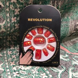 أظافر يد REVOLUTION أحمر 12 قطعة