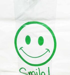 كيلو شنط مطبوعة Smile أبيض وسط